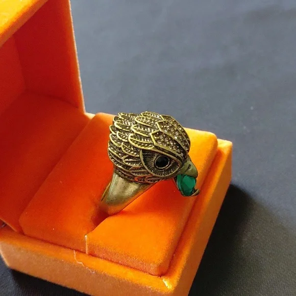 KURT GEIGER LONDON Eagle Ring with Gemstone Size 8 - Picture 5 of 8